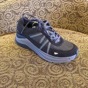 Dansko - Poppy Navy - Multiple Sizes (NEW W/ BOX)